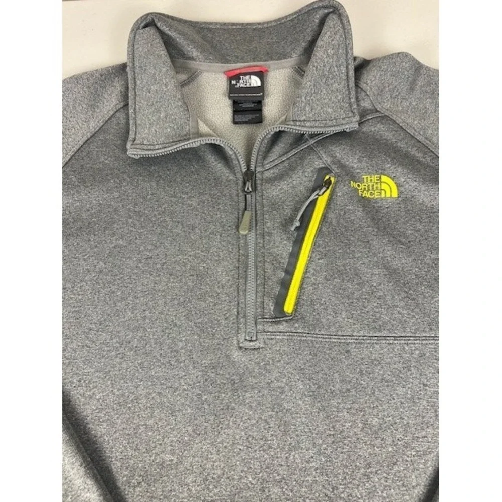 The North Face Mens Quarter Zip Fleece Pullover‎ Grey Heather Yellow Logo L